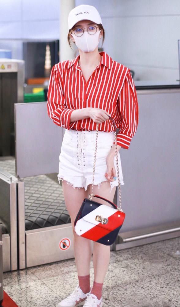 蔡依林花式露背，刘诗诗吴奇隆秀恩爱，佟丽娅最厉害年轻了10岁