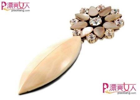  优雅：【尚】适合新娘佩戴的优雅胸针