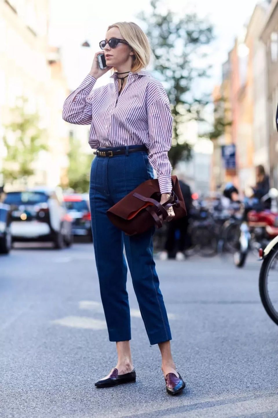  平底鞋+高腰裤穿得好，真没高跟鞋什么事了!