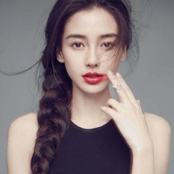 唐嫣杨幂妆容都离不开的高级感，你get到了吗？