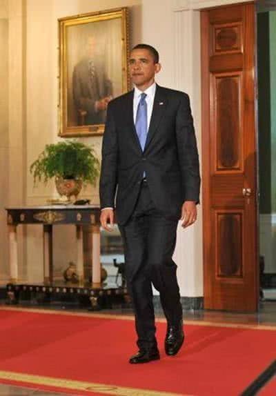 各国领导人穿西装：奥巴马身材好，英拉气质佳，马克龙让女生着迷