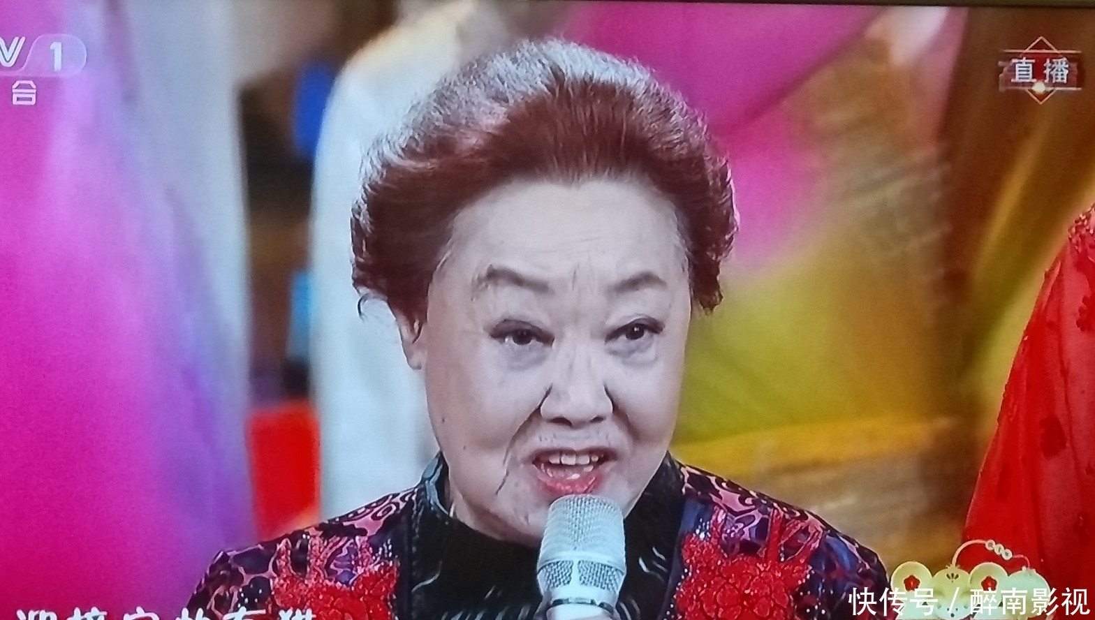 央视春晚佟丽娅的口红