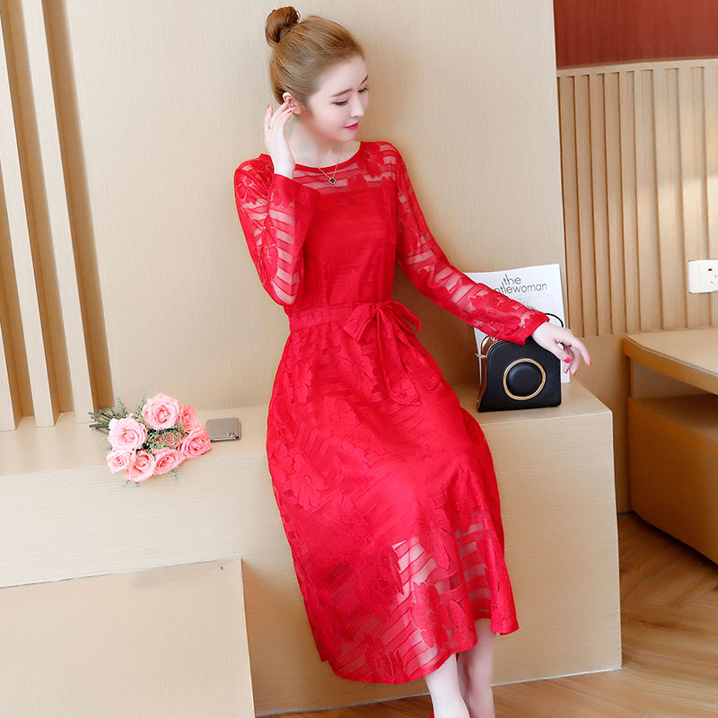 有档次的这几款秋装连衣裙，穿出女人气质，回头率100%