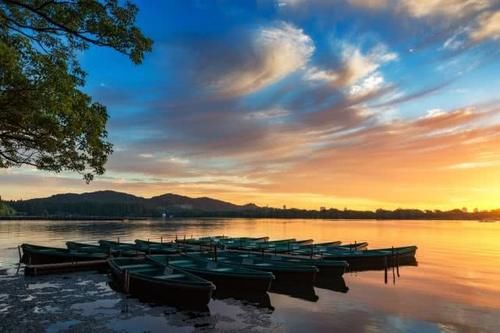 中国最适合“穷游”的一座城市，5A景区免费游，看看是你家乡吗