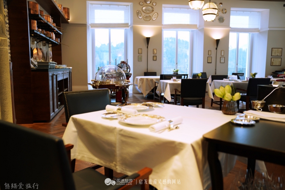 奥黛丽赫本最倾慕的结婚圣地,如今又有天空泳池