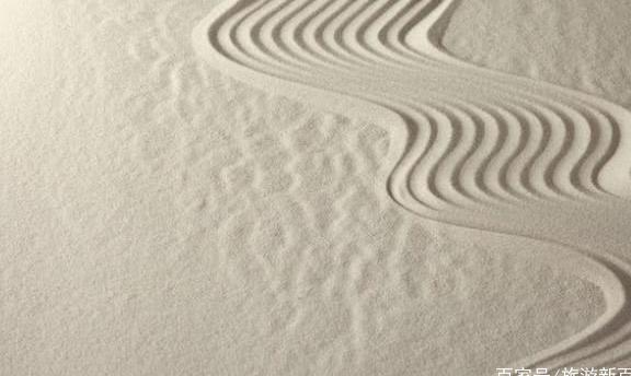 中国沙漠有这么多沙子，为什么没人拿来盖房，看完你就知道了！