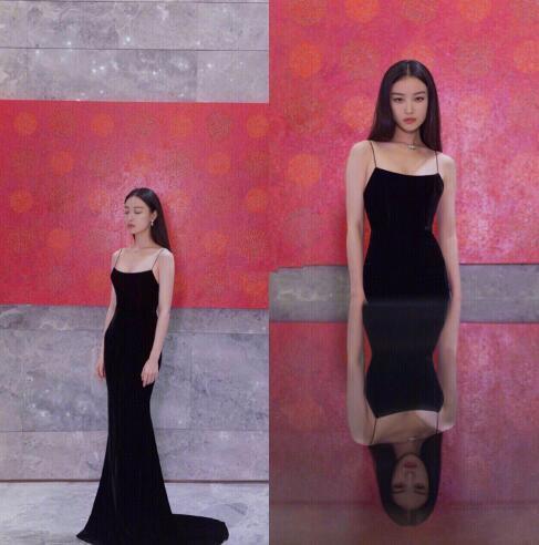 有一种高级感叫倪妮!不出意外,小黑裙穿搭要火了