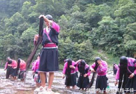 【女人】建议女人:洗头时一定做到这4点,坚持下去!让你头发顺滑更浓密