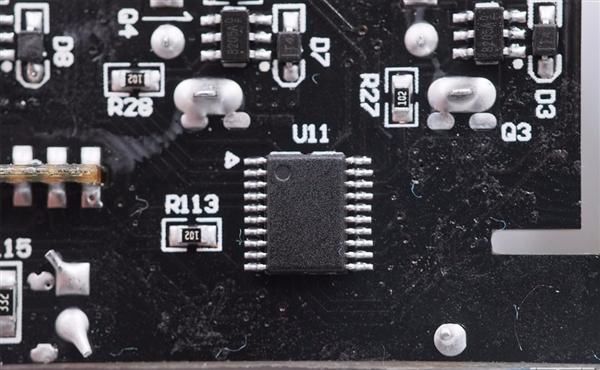 云星电子|三口USB+27瓦快充 米家插线板拆解:用料精细