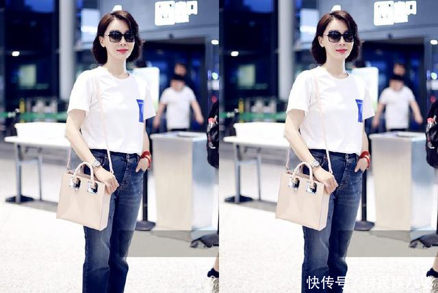 41岁陈数这次穿对了，白T搭配牛仔裤，网友只有18岁吧！