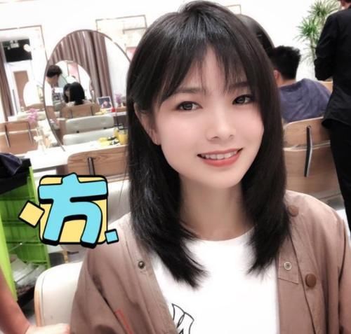  #穿搭#漂亮女生的标准身高，一半以上都超了，看你有没有拖后腿！