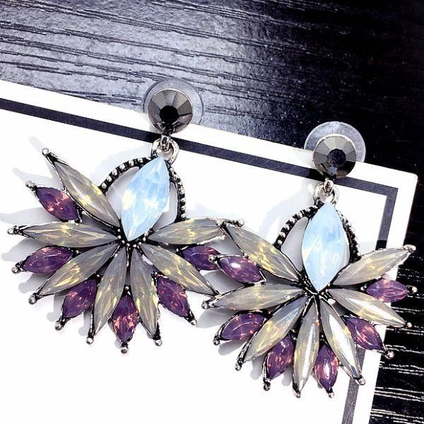 心理测试：4款仙女耳环，哪个最好看？测你下半年会有什么大变化