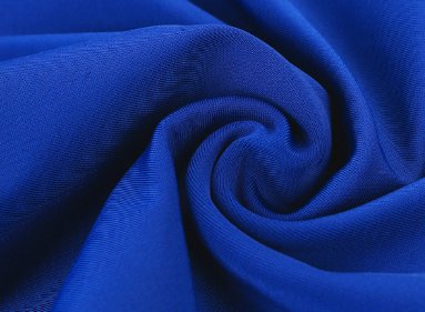 这几款泳衣看似保守，事实却是高端很迷人，让人忍不住多看几眼