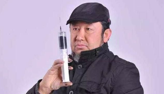  「邵岩」邵岩的丑书新作堪比《兰亭集序》？射书之后，又来了渔网书法
