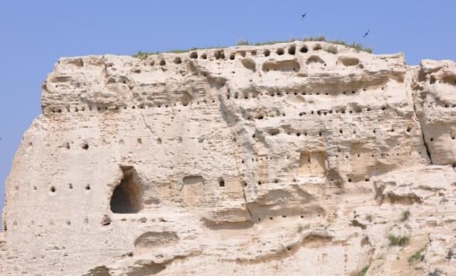 藏在沙漠中的遗址，距今1600年历史，建筑很有特点！