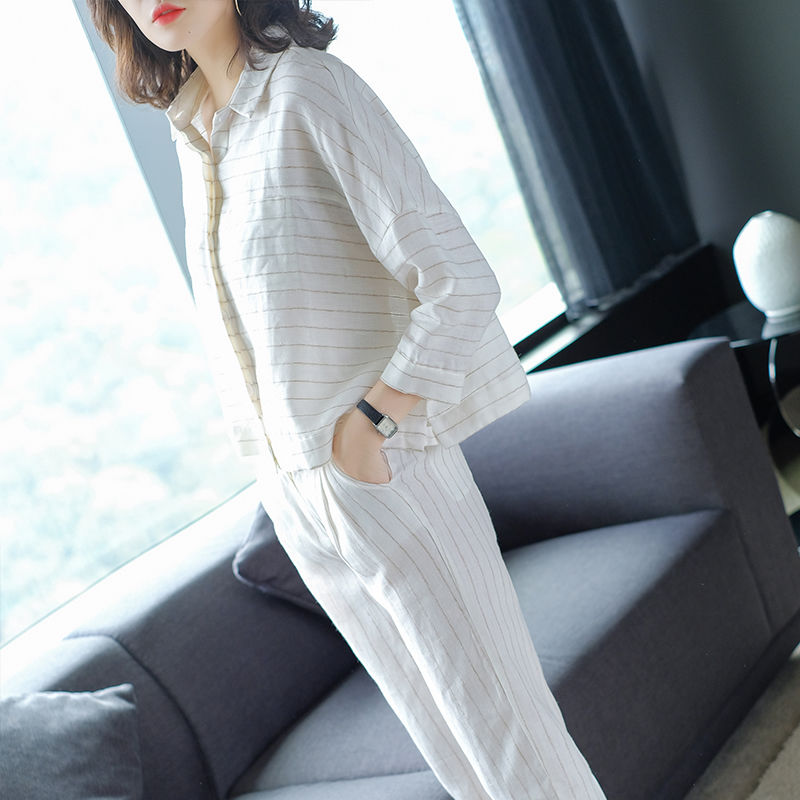 真没想到，老婆把裙子都扔了!换上这阔腿裤套装，美炸了