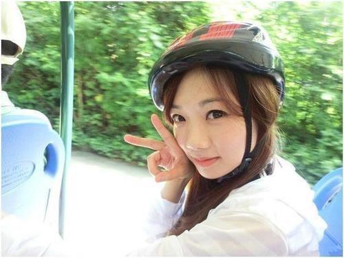 在三亚的碧海蓝天上我要飞得更高，看得更远