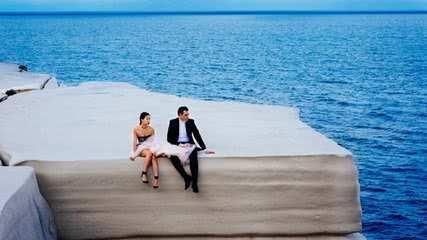 澳大利亚“蛋糕悬崖”，多名游客因拍照坠崖都没起到警示作用！