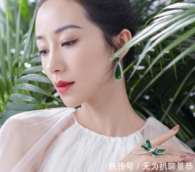 力比较低的女人:判断你是“高级”还是“俗气”型穿搭,区分这四点,就懂怎么穿了