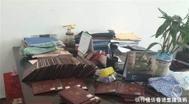  #然将户口#村里突然把户口本收了是要干嘛？可能是因为这两种情