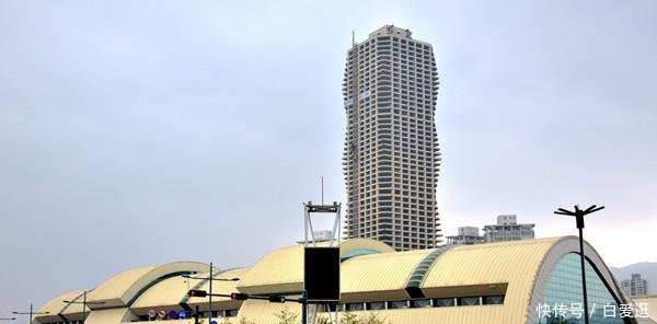 我国一个地理位置绝佳, 却“混”成省内最差的沿海城市