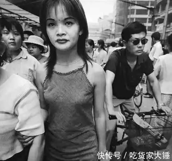 老照片:老照片:1992年的成都街头