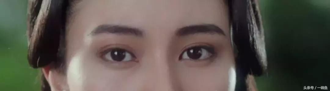 王祖贤从不修眉，邱淑贞最爱大红唇……被火爆抖音复古港风妆惊艳