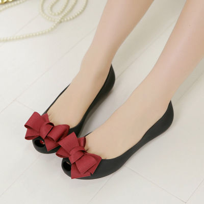 如今的阿姨超会穿,逛街穿飘鞋+阔腿裤,洋气时髦年轻十岁不止