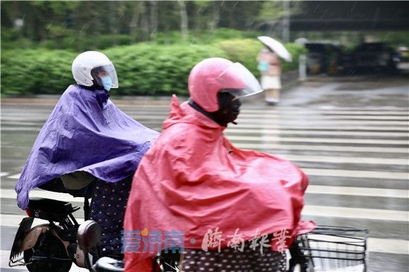  『春雷』春雷+冰雹！济南气温骤降至10℃，今明两天仍有小到中雨