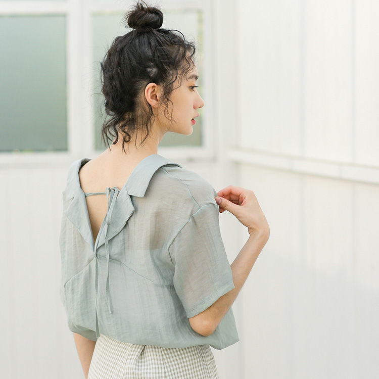 新知道一种小衫叫“透视衫”,时尚又性感,小姐姐穿上真的很美