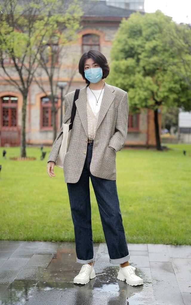 「等于」西装外套“烂大街”不等于不流行,真的,只是你没找对方法而已
