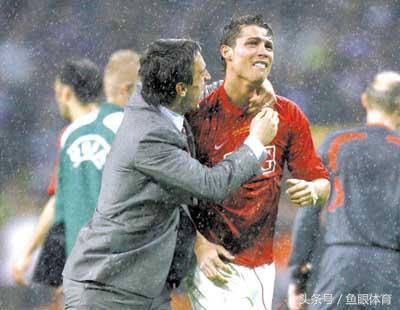 足球有泪,那些绿茵场上的真情流露