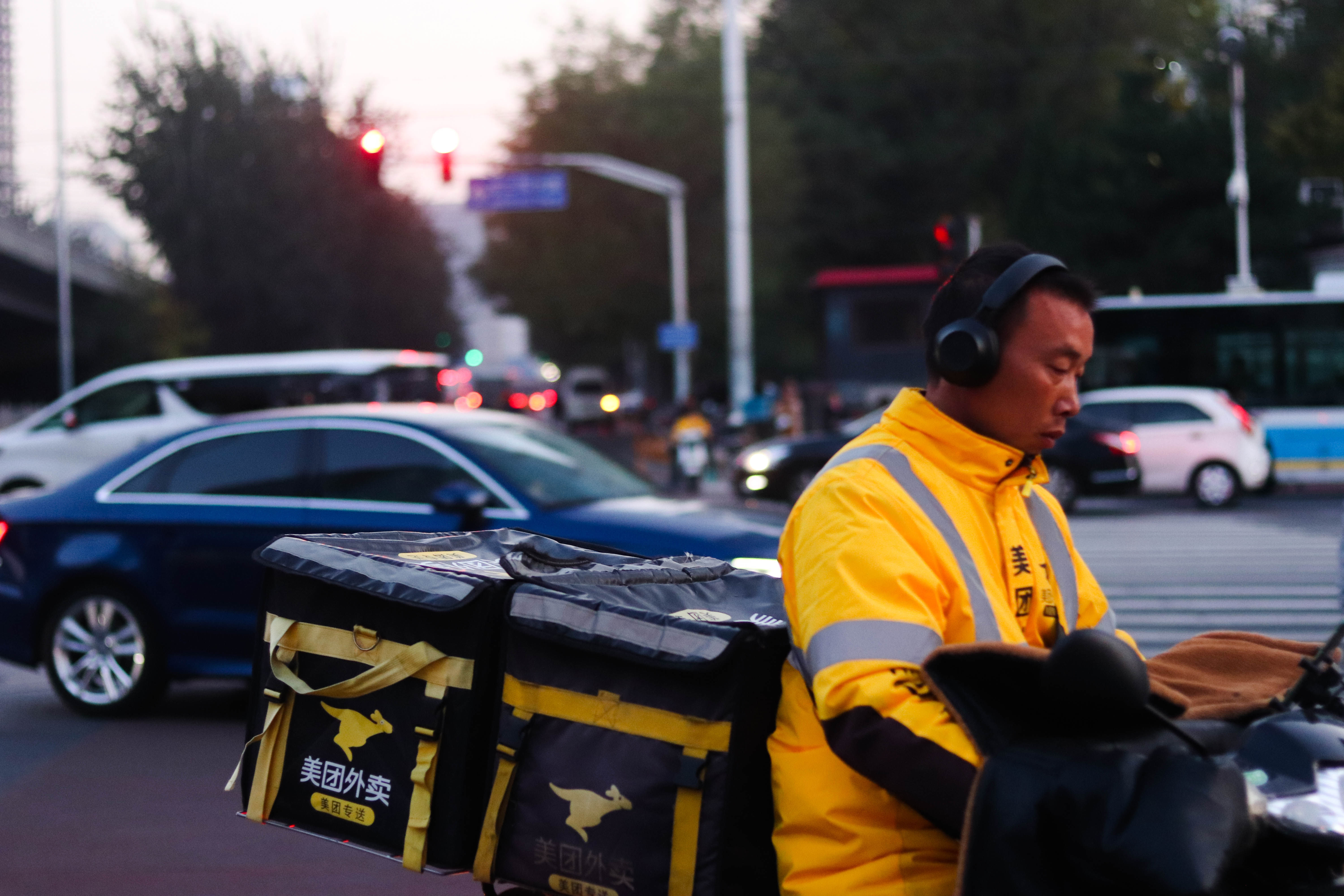 他愿付出生命的三分之二,只为留住北国秋天│北京表情