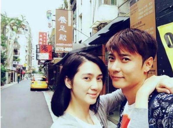 深扒张丹峰、毕滢微博暧昧,出轨事件真假难辨,解释是为了掩饰吗