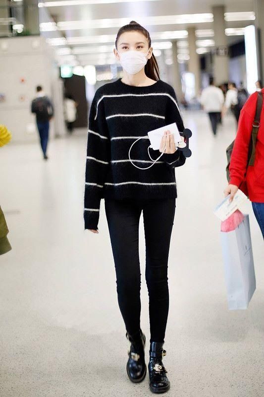 宋祖儿偷穿爸爸衣服？宽松肥大没腰身，松垮懒散还很热呀！