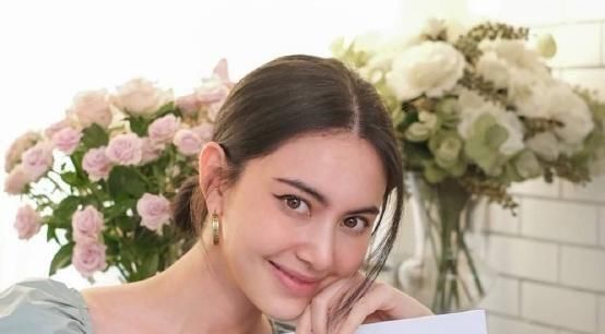  爱情当中：4月中旬，婀娜多姿，人比桃花，3星座爱情转机，守得云开见月明