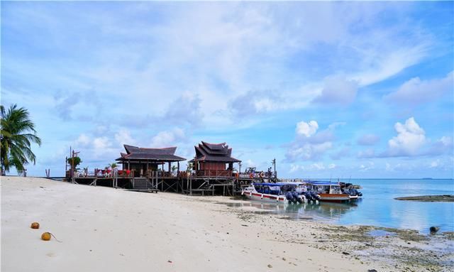  [巴瑶族]马来西亚大海深处的“伊甸园”，是世界级潜水胜地，美若童话王国