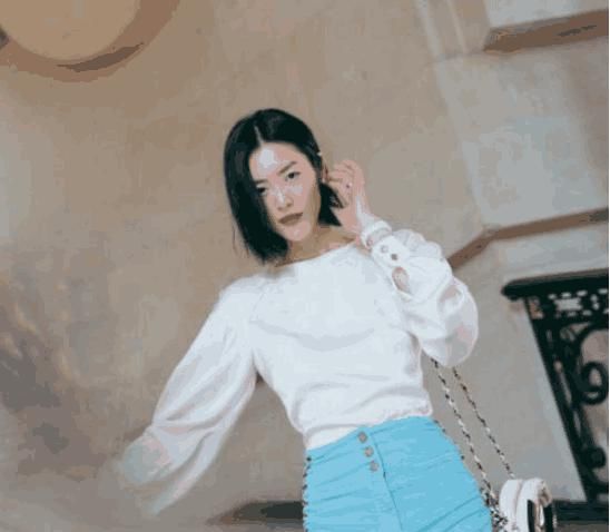 刘雯穿泡泡袖气质惊呆，景甜也是甜美可人，最有气质的还是刘诗诗