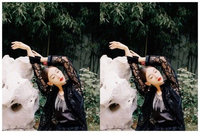 吴谨言时装大片质疑似芙蓉姐姐不说，撞衫热巴将仙女裙穿出乡土味