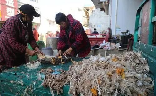  #宰杀#曾卖2元，如今成农村垃圾，有人却做起“免费买卖”，闯出