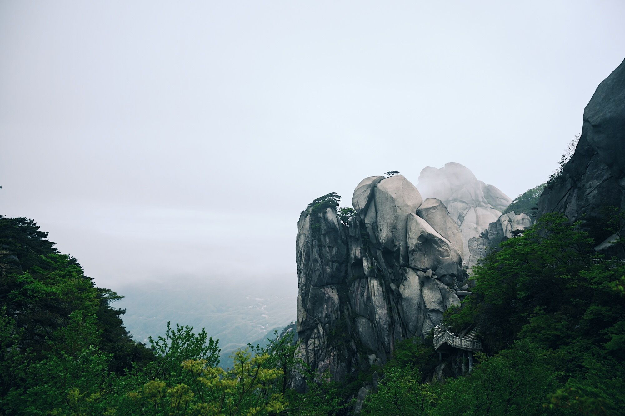 走进北纬30°的天柱山，一处风光秀丽又神秘的地方