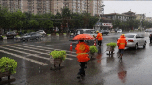 “利奇马”北上！暴雨 11级大风！河北多趟列车停运、多个景区关