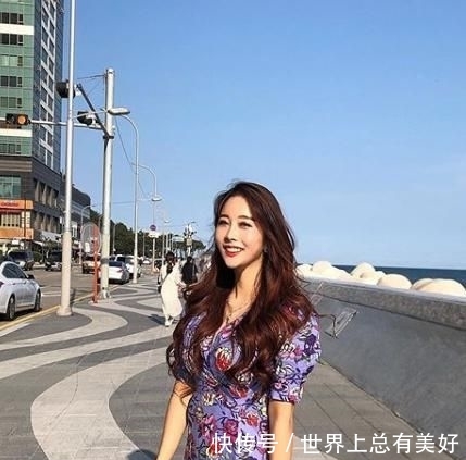 「 生活」颜值气质迷人，身材曼妙惹人羡，韩国24岁年轻姑娘热衷健身