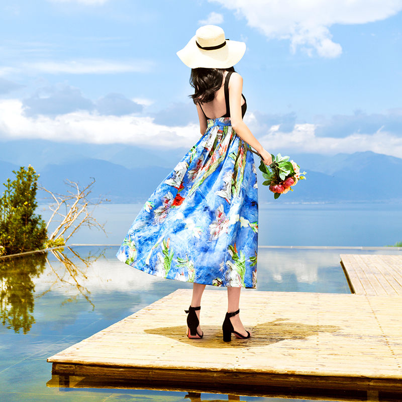 如今的美女真大胆!穿着性感不露真心美,十个男人九个痴迷