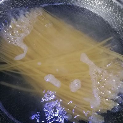  『黑胡椒』黑胡椒牛柳意大利面