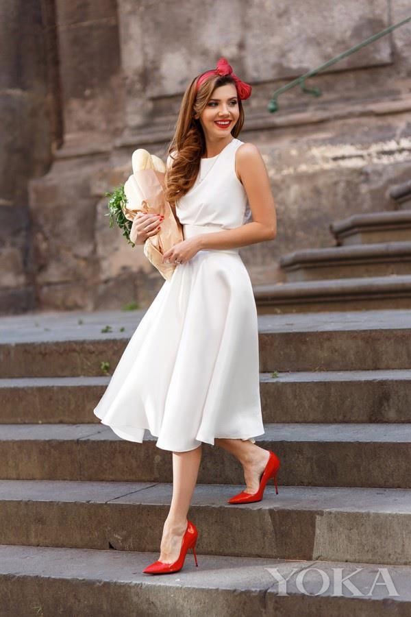 夏日不做蓬头乱发的猪猪女孩 范冰冰的发带轻松拯救你