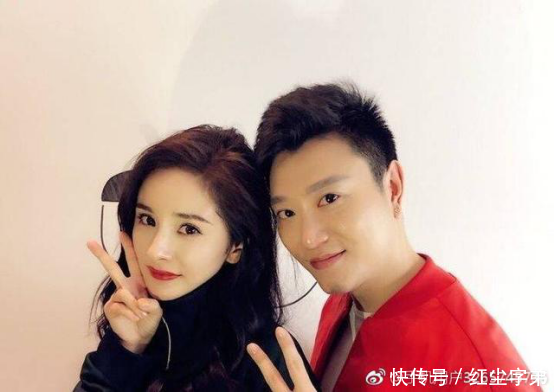 杨幂又被爆出绯闻，男子多次发两人亲密合照，粉丝称只是工作关系