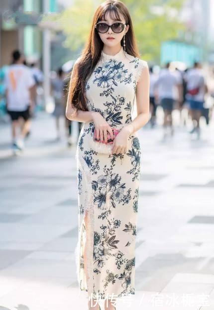 「 优美」曲线优美，展现东方之美，街拍：小姐姐身穿旗袍