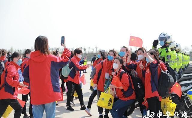  回家■“皖”无一失！今天安徽又有325位白衣战士回家了