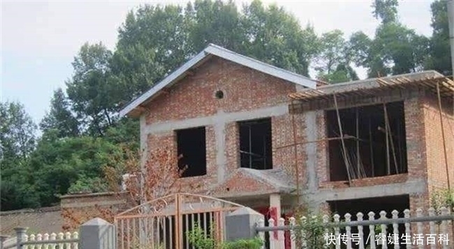  农村|农民户口迁入城市，农村的房子与土地怎么处理？还会属于自